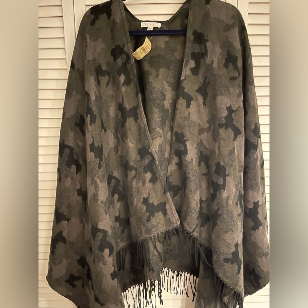 “NWT Don't Ask Why" women's camouflage wrap